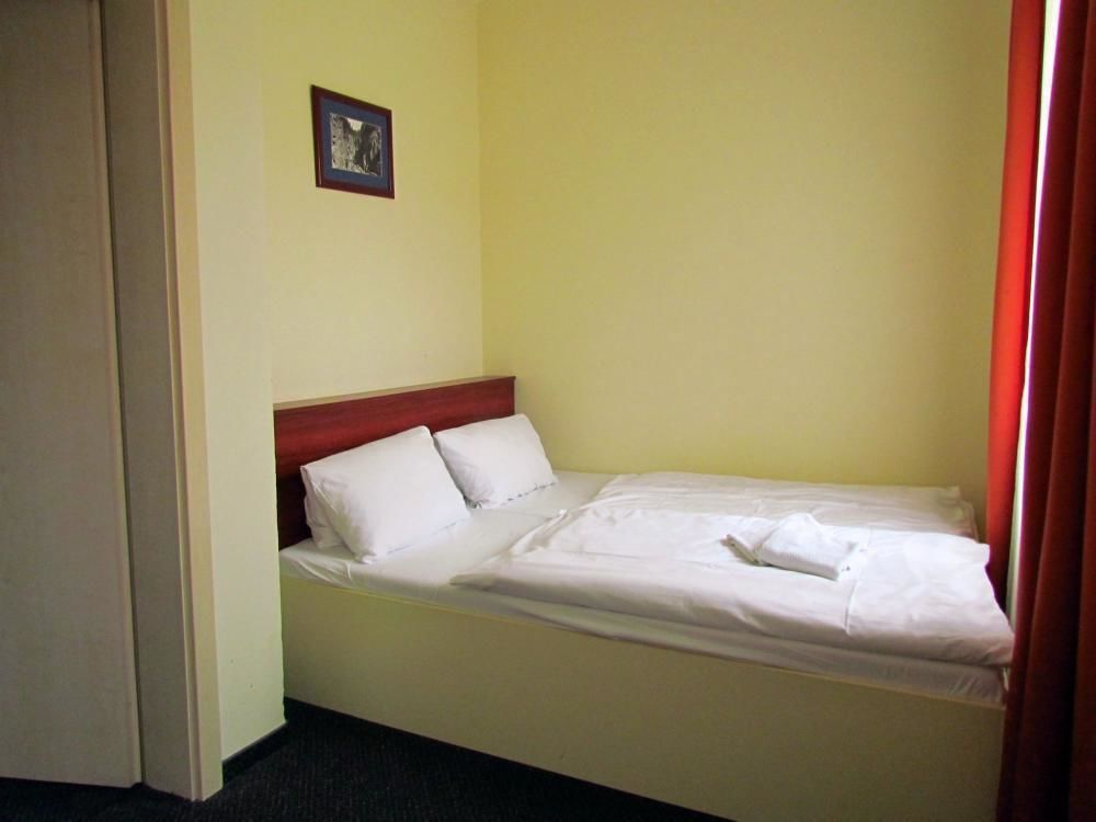 Aparthotel Ochsendorf Горни-Блатна Экстерьер фото