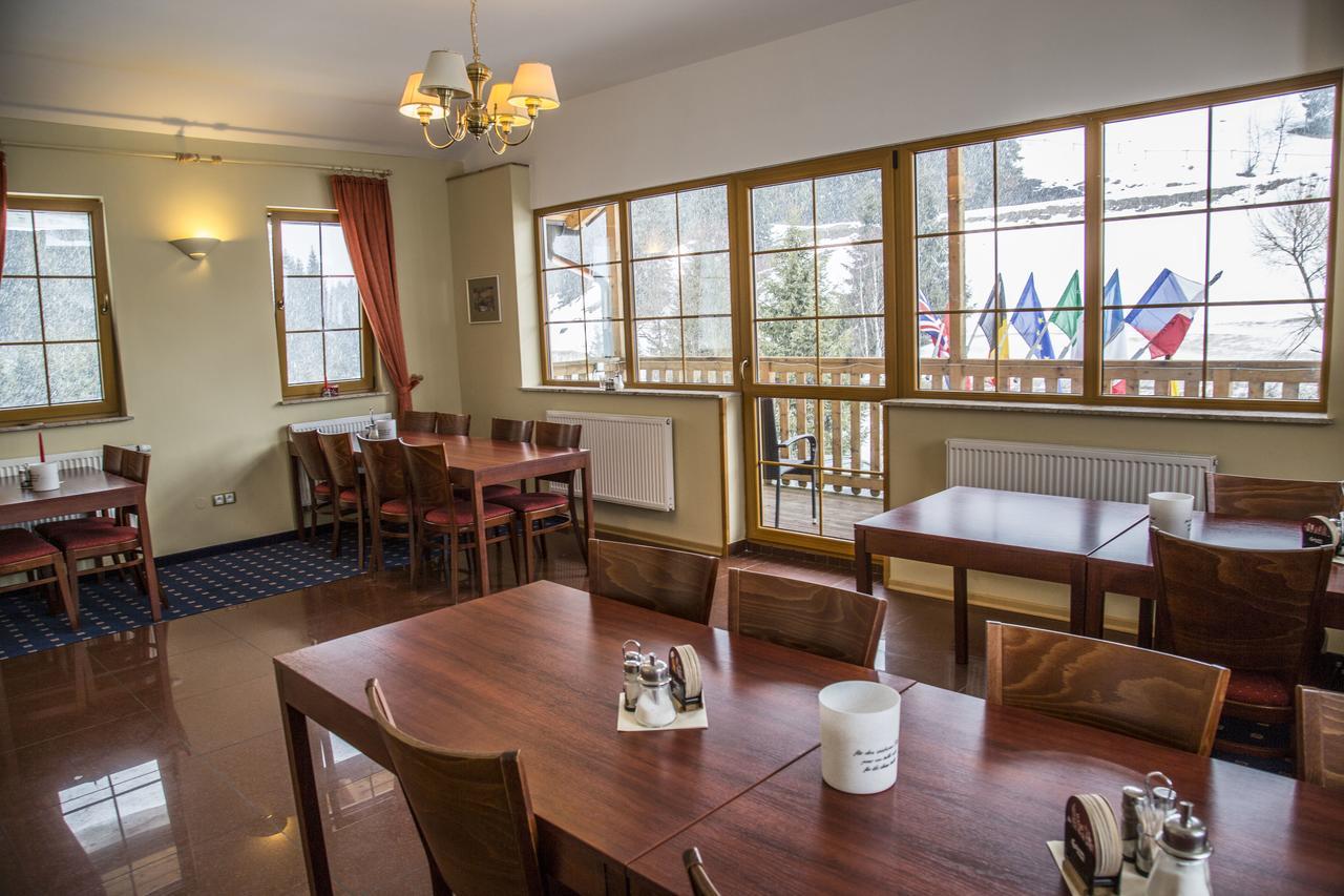 Aparthotel Ochsendorf Горни-Блатна Экстерьер фото
